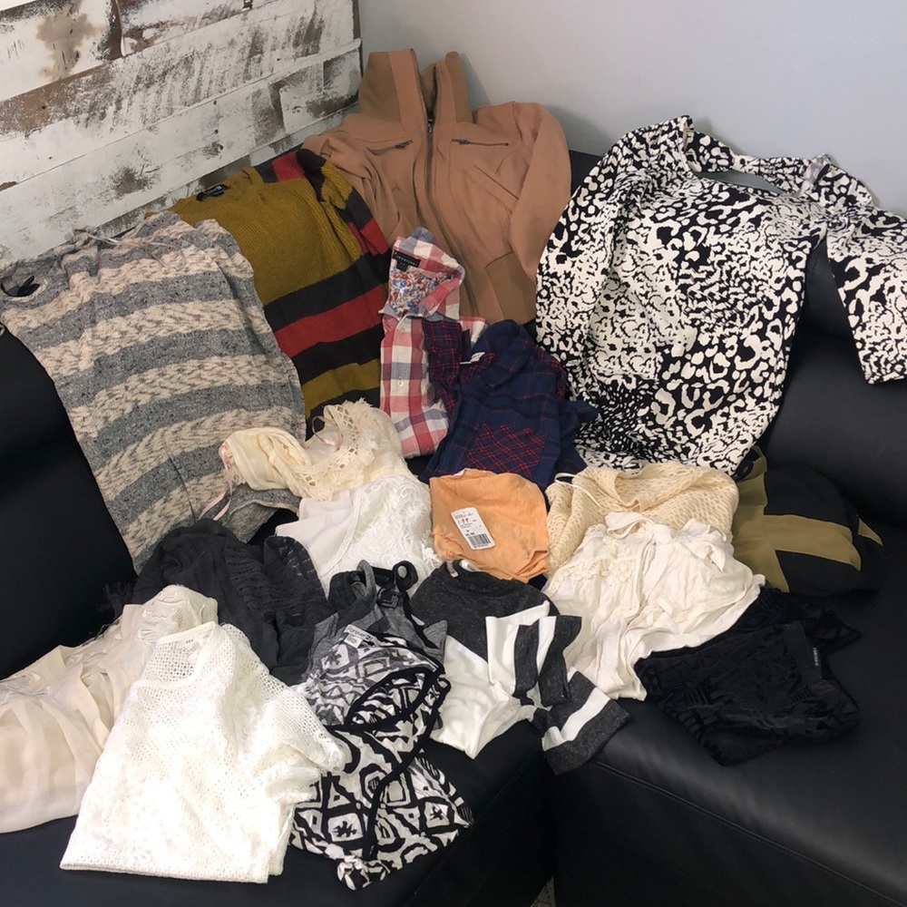 Huge forever 21 wardrobe bundle! :))